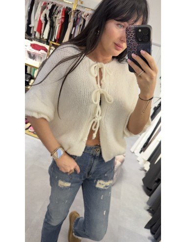 Biały sweterek z wiązaniem na plecach // 2945