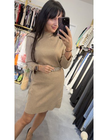 Ciepła sukienka z paskiem // 2984