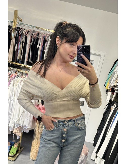 Kremowy sweterek // 3044