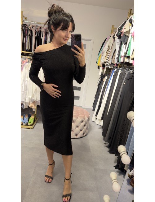 czarna błyszcząca sukienka // 3055