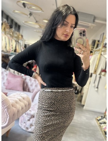 Czarny wiskozowy golf // 3107