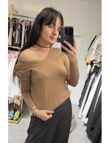 Brązowy sweter od Ana Caselli // 3263