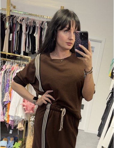 Brązowa Bluza // 3332