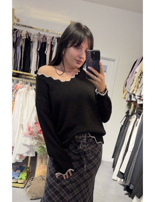 Sweter z uroczym dekoltem // 3415