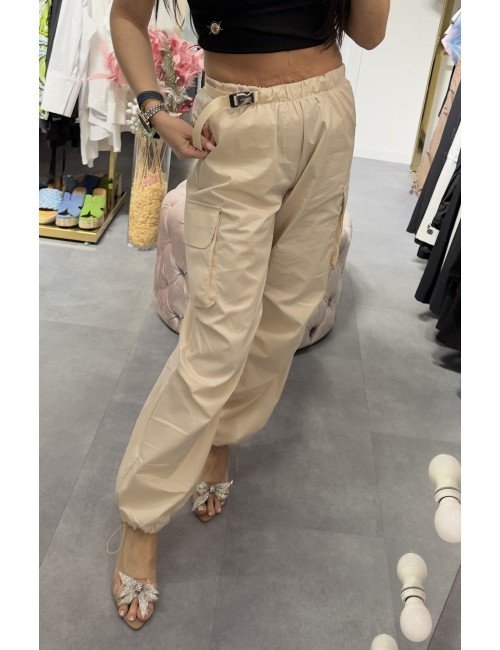 Beżowe spodnie od Imperial // 3638