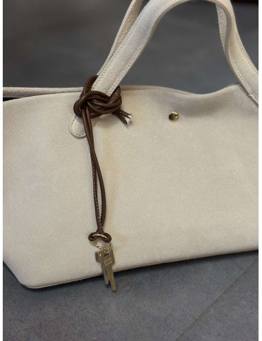 Przywieszka do torby ze złotym i srebrnym kluczem, skóra naturalna // 3988