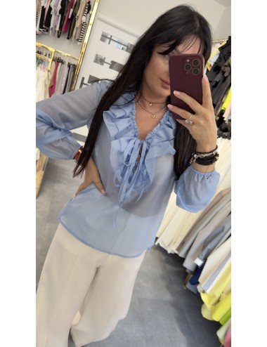 Koszulka z długim rękawem i żabotem Ana Caselli – delikatność i elegancja Made in Italy