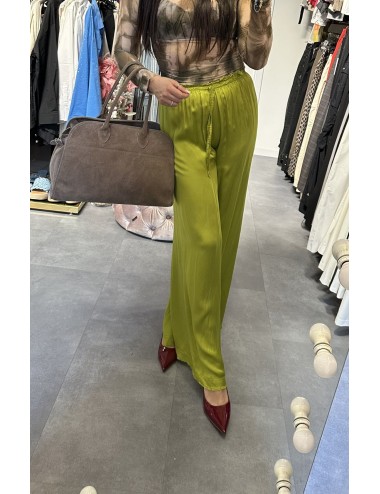 Lejące spodnie Ana Caselli – włoska elegancja z wiskozy i jedwabiu w szlachetnej zieleni