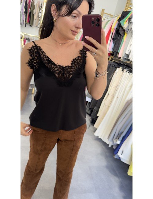 Koszulka Lumina na regulowanych ramiączkach – włoska klasyka w bieli, beżu i czerni