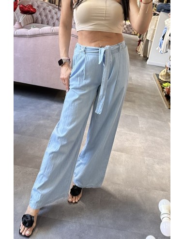Bawełniane spodnie damskie z luźną nogawką – jasnoniebieskie