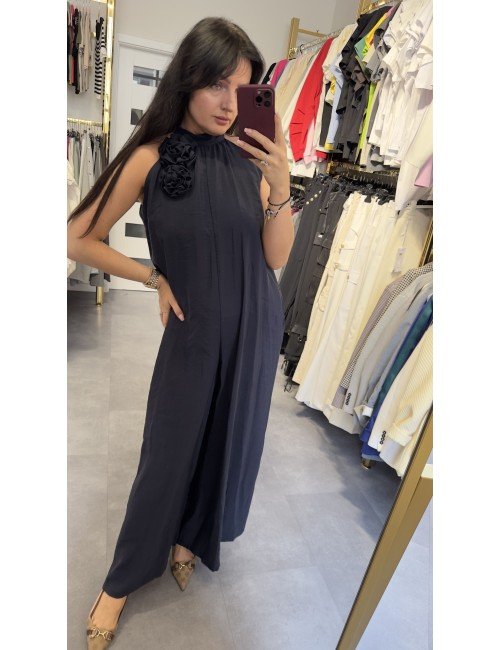 Kombinezon Motel z modalu – elegancja i kobiecy urok