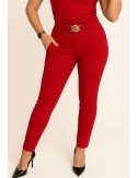 Czerwone dopasowane spodnie Babylon z paskiem i złotą sprzączką – Elegancja w nowoczesnym stylu