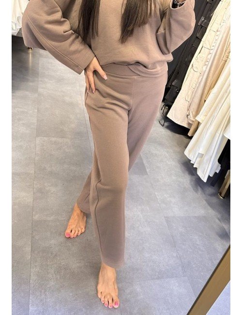 Włoski dres Imperial – wygoda i styl na co dzień