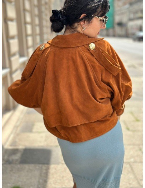 Skóra Naturalna Zamszowa | Brązowa | Adore Danew | Luksusowa Odzież | Materiał Skórzany