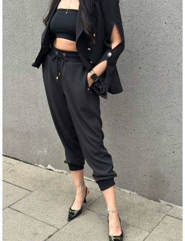 Nowość! Klasyczne Czarne Spodnie – Must-Have w Twojej Szafie! ⚫