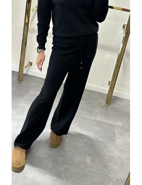 Czarne Spodnie z Dzianiny - Szerokie Nogawki | Komfort i Styl // 4801