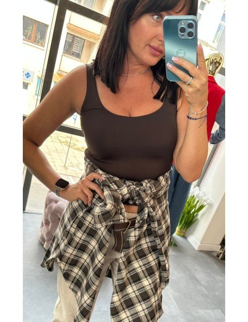 Włoski Top Basic Second Skin – Czekoladowa Doskonałość i Efekt Niewidzialnej Bielizny // 4868