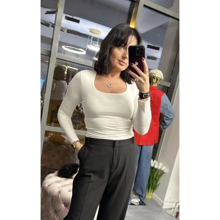 Bluzka Dopasowana Kwadratowy Dekolt Długi Rękaw – Made in Italy // 5250