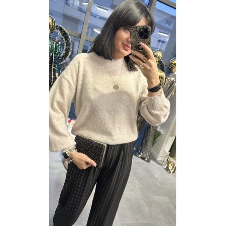 Puszysty Sweter Dream - Delikatność i Komfort w Stylu Oversize // 5315