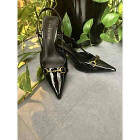 Ekskluzywne Czarne Szpilki Lakierowane EKO | Złoty Detal | Stabilny Obcas 7 cm | Idealne na Wyjątkowe Okazje i do Biura // 5318*