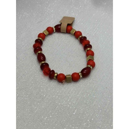 czerwona bransoletka na gumce // 5346