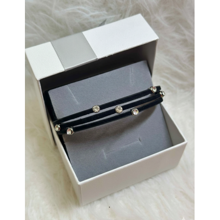 Czarna bransoletka na napy // 5359