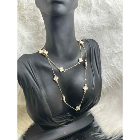 Długi naszyjnik z białymi kwiatkami // 1317*