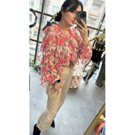 Romantyczna Koszula w Róże z Falbanami – Kwiatowy Akcent // 5576