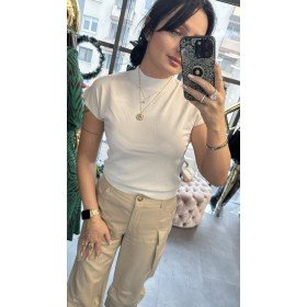 Klasyczna Bluzka z Półgolfem „Milano” – Włoski Szyk - Beż // 5586