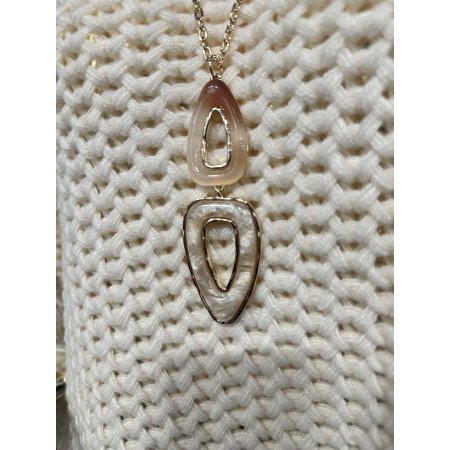 Długi naszyjnik z geometrycznymi zawieszkami – efekt masywnej żywicy i złota // 5601