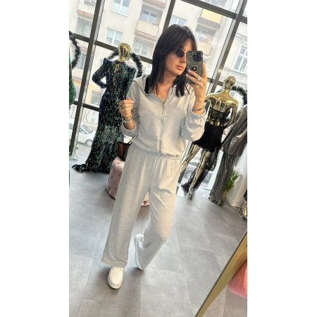 Komfortowy komplet dresowy Soft Touch – Bluza z kapturem i szerokie spodnie // 5606