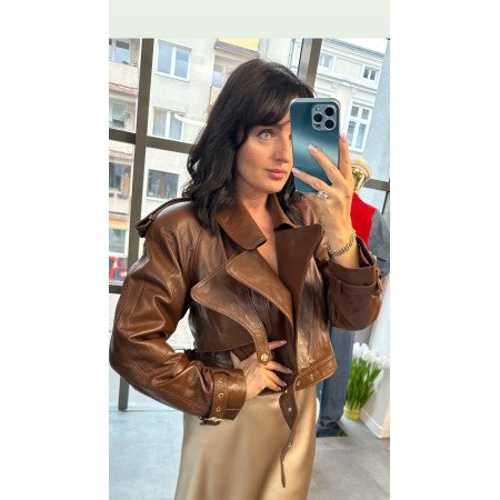 AdoreDanew – Luksusowa Kurtka Skórzana o Kroju Krótkiego Trencza // 5699