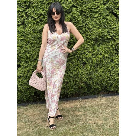 Dopasowana sukienka Imperial – włoska elegancja i styl