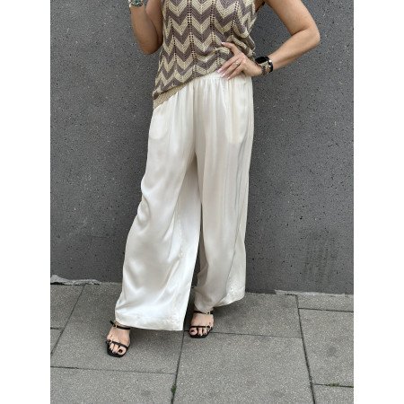 Dwuczęściowy komplet ViCOLO – satynowa bluzka oversize i spodnie z gumką