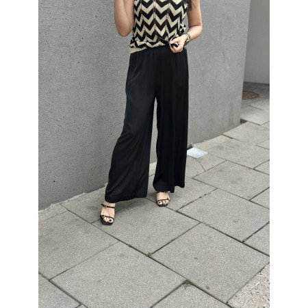 Dwuczęściowy komplet ViCOLO – satynowa bluzka oversize i spodnie z gumką