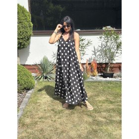 Czarno-biała sukienka w grochy Ana Caselli z wiązaniem na szyi – lekka i stylowa