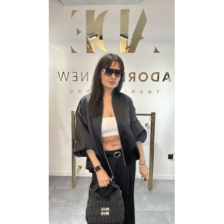 Czarna Bomberka Damska Imperial Bufiaste Rękawy Poliester Elastan | [Nazwa Twojego Sklepu]