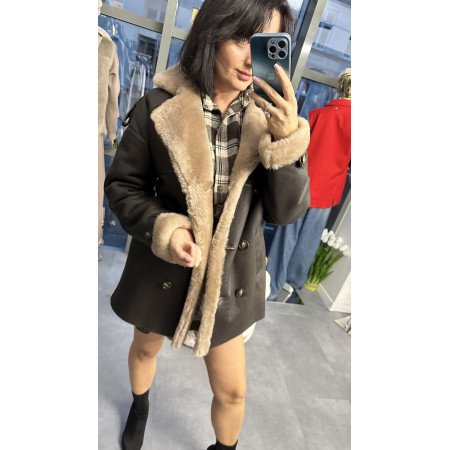 Krótki brązowy kożuch naturalny // 3443