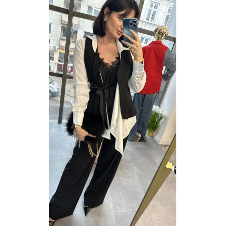 Biała, długa koszula z czarną kamizelką od Souvenir // 427