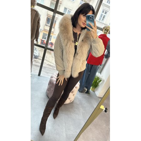 Kurtka z futerkiem // 2195