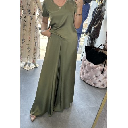Szerokie Spodnie Satynowe Pia B. – Made in Italy – Wiskoza Premium, Oliwkowa Zieleń (Khaki Silk) // 5809