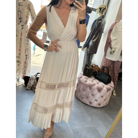 Biała wiskozowa sukienka // 5871