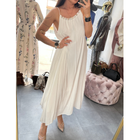 Biała sukienka // 5874