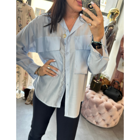 Błękitna koszula // 5883