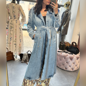 Wiązany płaszcz // 5905