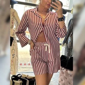 Ekskluzywny Komplet Damski Artigli | Koszula i Szorty z Wiskozy | Bordowe Pasy | Włoska Moda Premium // 5952