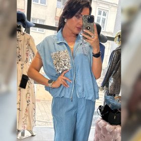 Luksusowa Bluzka Tencel z Cekinową Kieszenią i Lampasami – Jeans Look // 5975