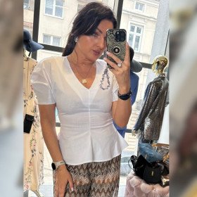 Włoska Bluzka z Baskinką i Bufkami – Bawełna Premium – Klasyczna Biel // 5978