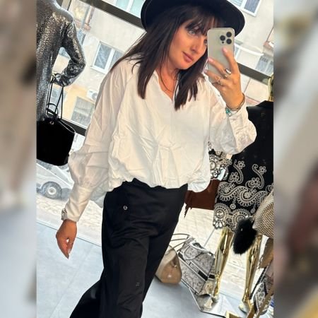 Elegancka Bluzka Koszulowa z Gumką i Lyocellem – Biel // 6115