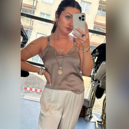 Elegancki Satynowy Top na Cienkich Ramiączkach z Ozdobnymi Klamrami Morgan Made in Italy | Mocca Taupe// 6143